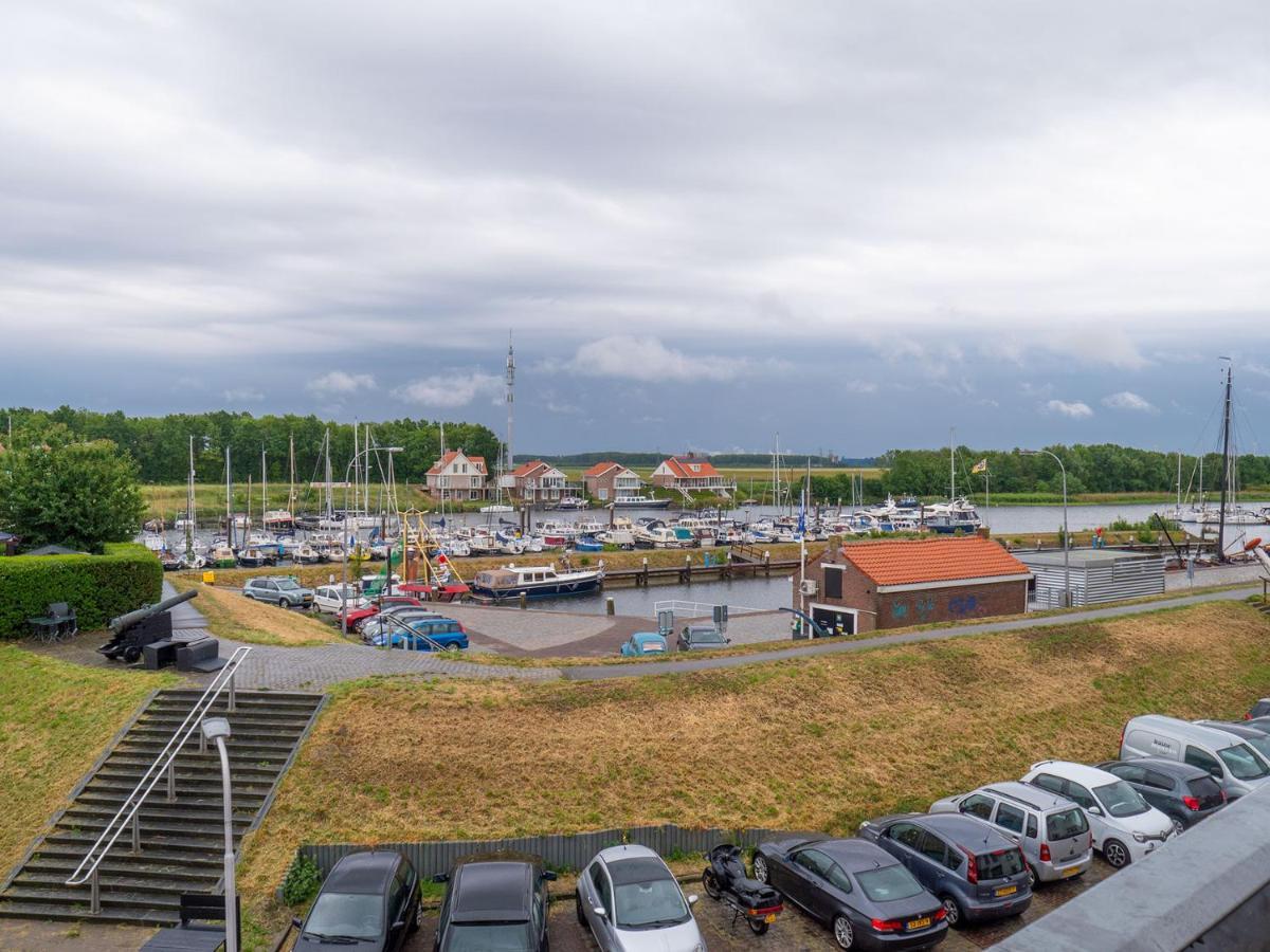 Hotel Tholen Bagian luar foto